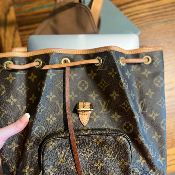 Louis Vuitton MM backpack - Picture 11 of 13